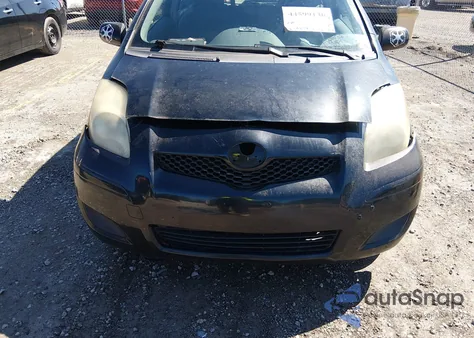 2010 Toyota Yaris z USA, uszkodzony, nr VIN JTDJT4K39A5289913